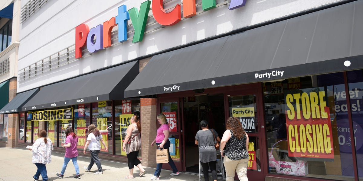 Konec Party City: Levné oslavy v éře inflace?