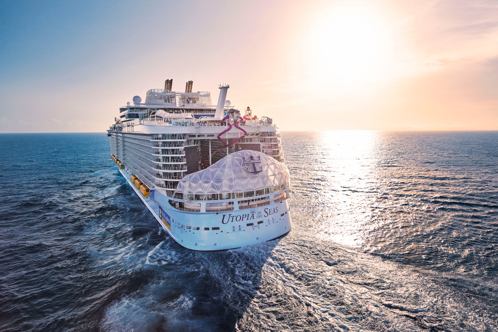 Objevte Svět Plaveb: Až 70 000 Bonusových Bodů s Novými Nabídkami Kreditních Karet Royal Caribbean!
